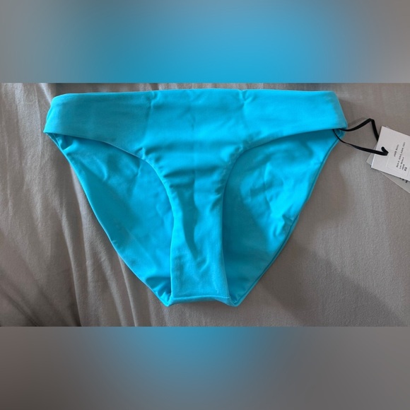 Jade Swim Lure Bottom in Aqua - Picture 1 of 2